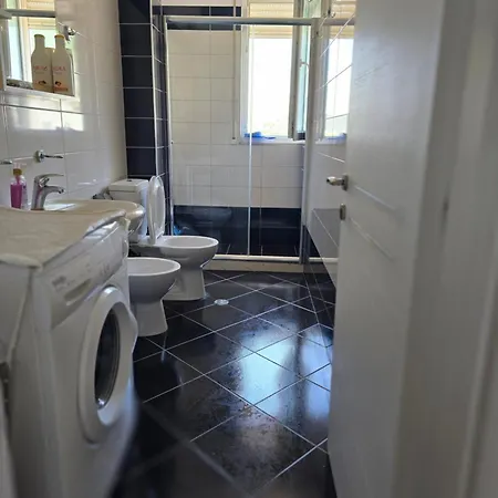 Aivi's Appartement Vlorë